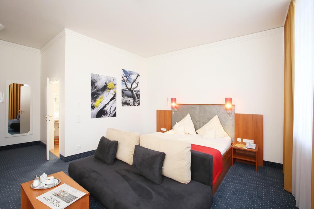 Martinshof Hotell Rottenburg am Neckar Eksteriør bilde