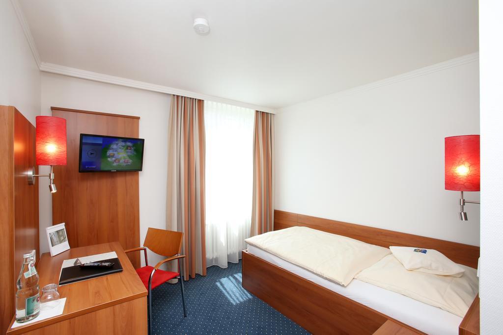 Martinshof Hotell Rottenburg am Neckar Eksteriør bilde