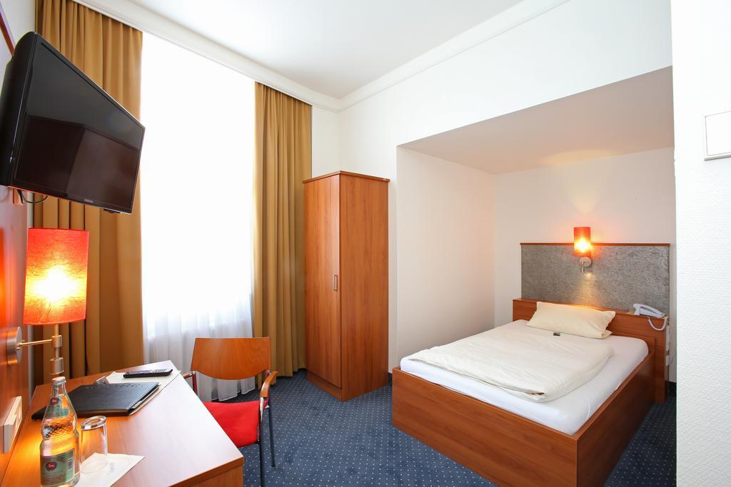 Martinshof Hotell Rottenburg am Neckar Eksteriør bilde